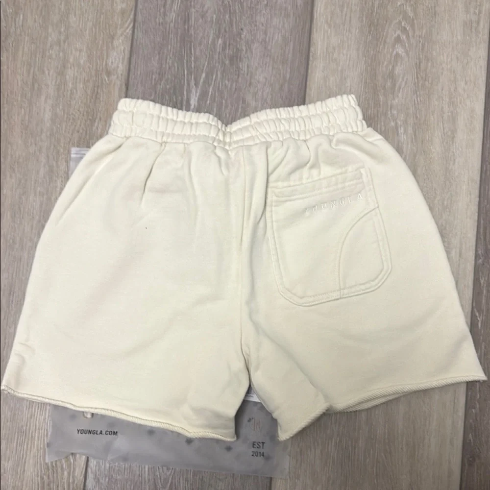 Youngla 1063 effortless shorts